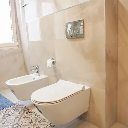 Oda ve Kahvaltı Devecchi