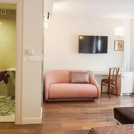 Oda ve Kahvaltı Devecchi